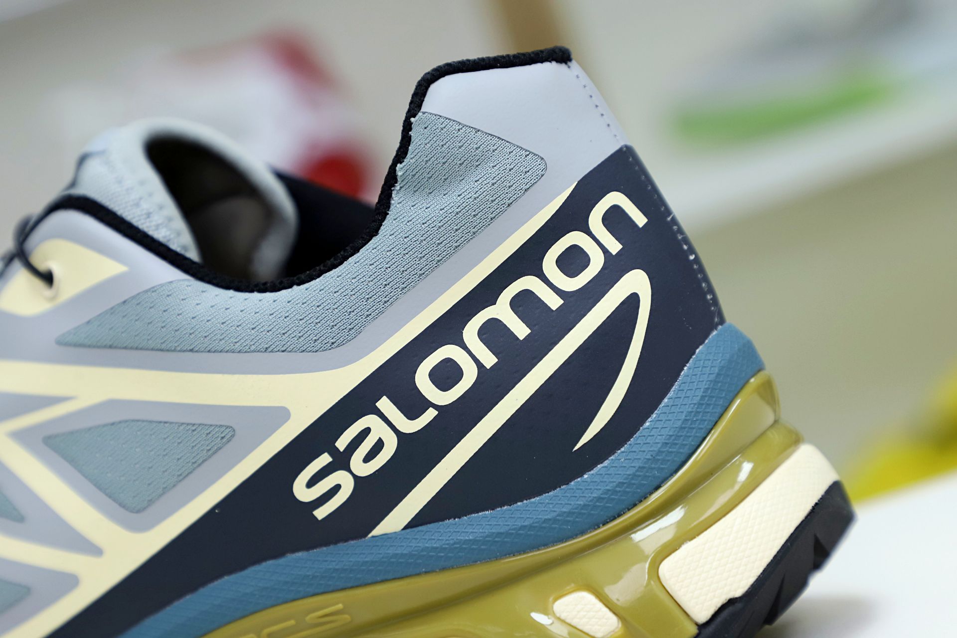 SALOMON/ XT-6