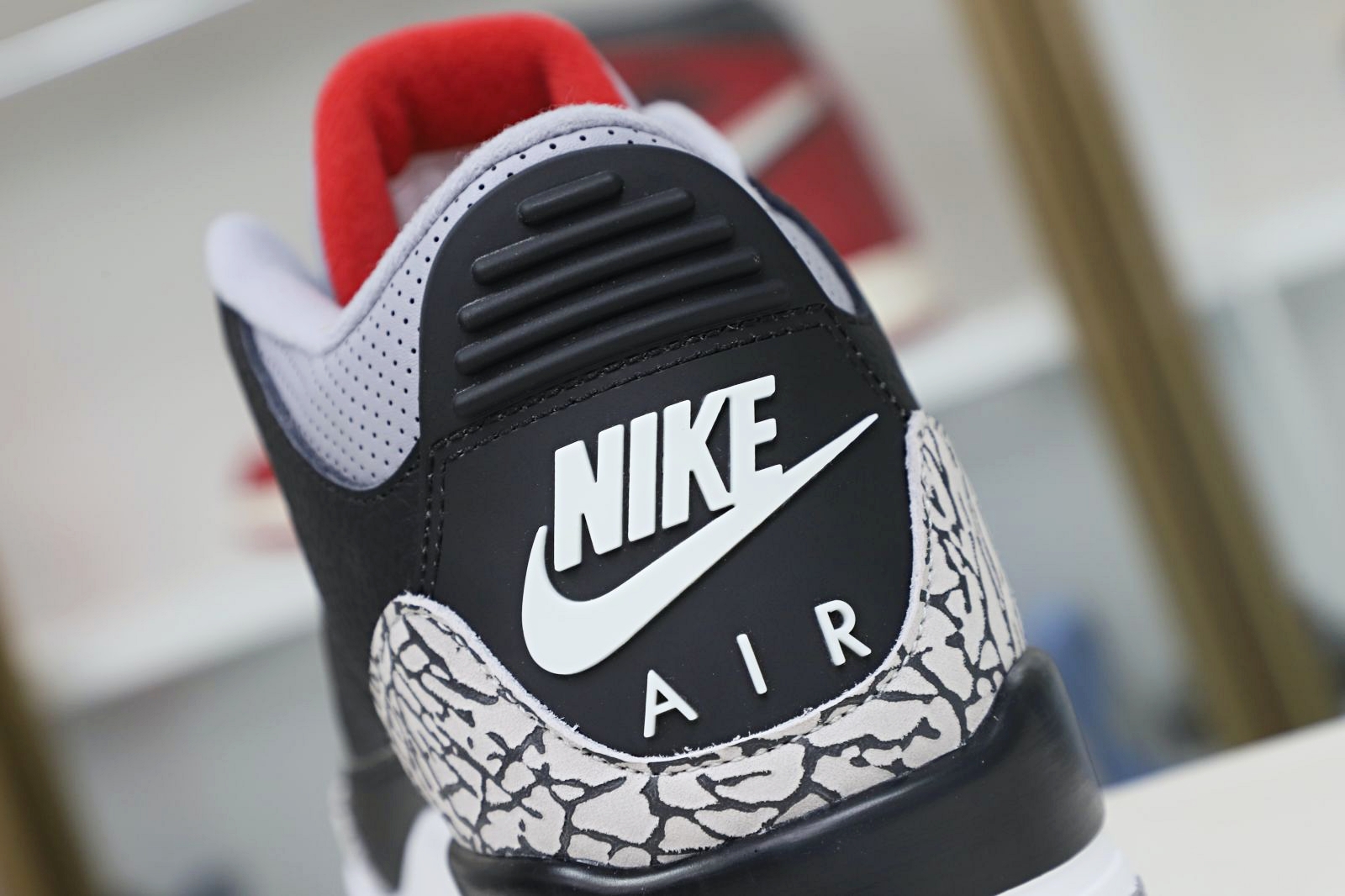 Jordan Air Jordan 3 retro blackcement 2018（854262-001）