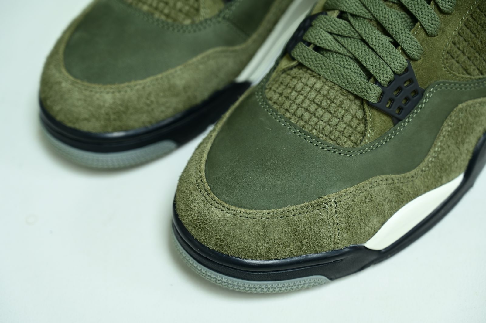 Jordan Air Jordan4"OliveCanvas"