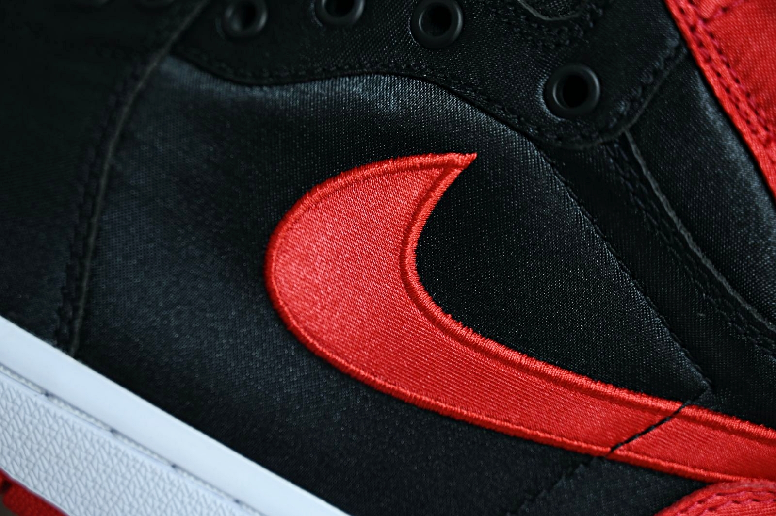 Jordan Air Jordan 1 High OG"Satin Bred" 2023