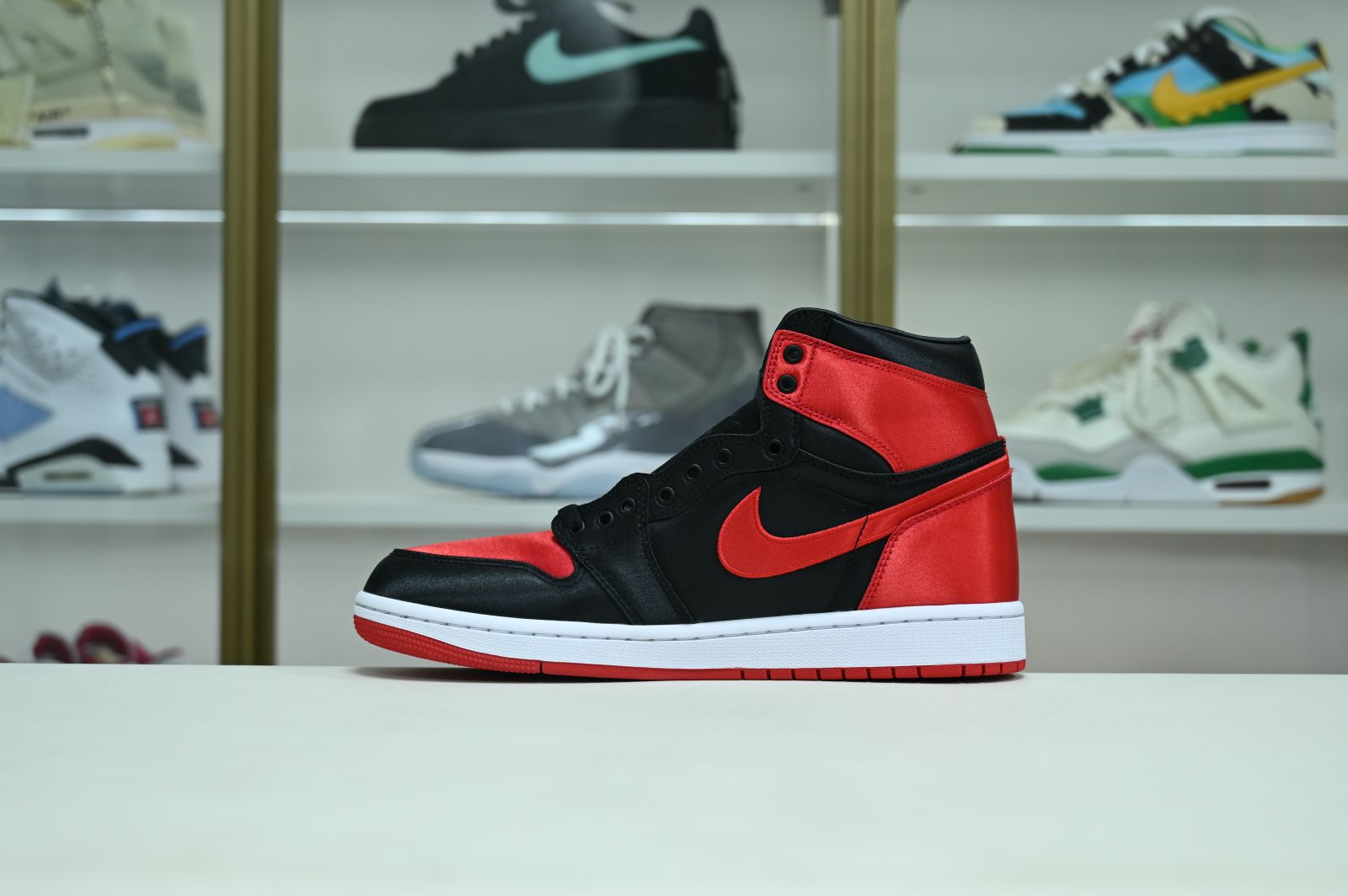 Jordan Air Jordan 1 High OG"Satin Bred" 2023