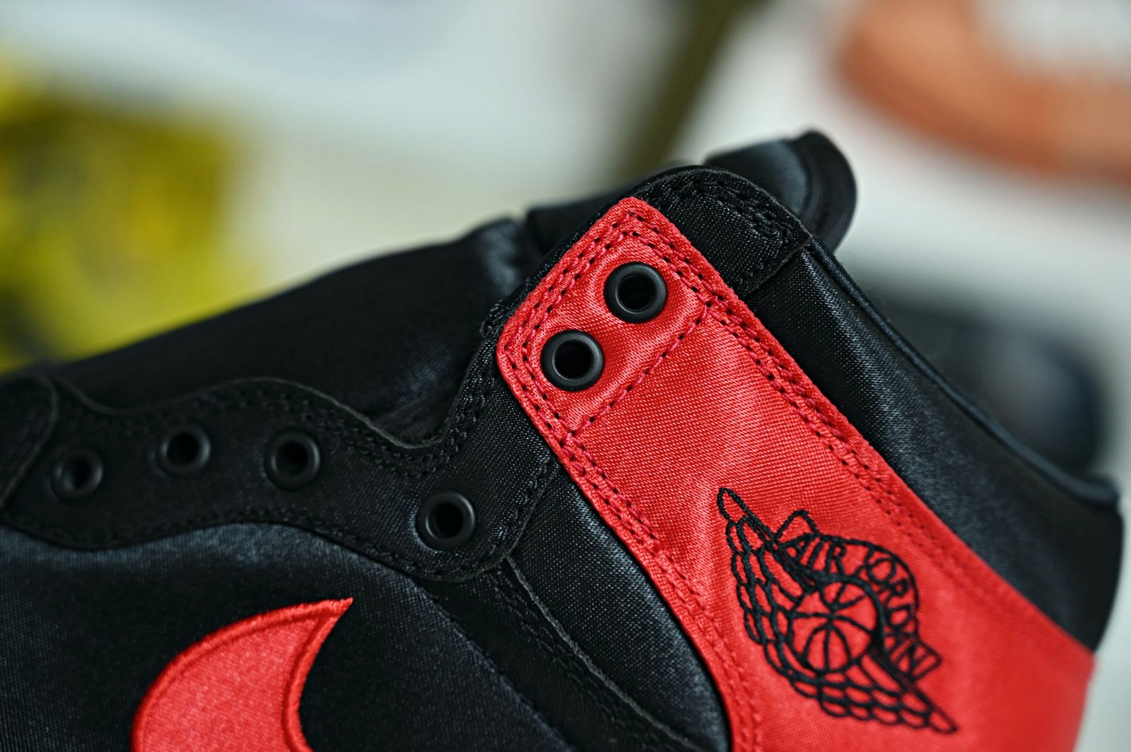 Jordan Air Jordan 1 High OG"Satin Bred" 2023