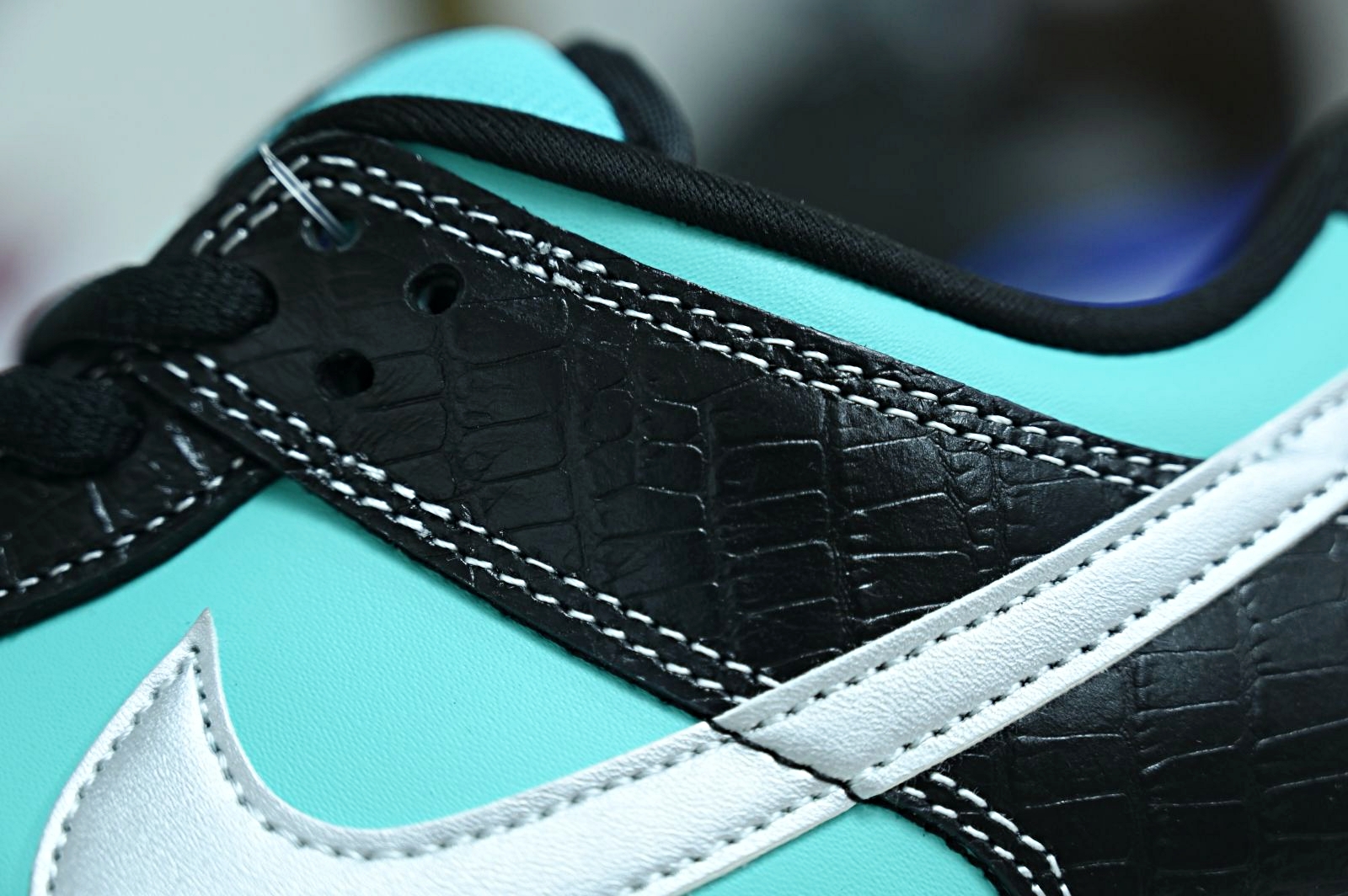 Nike Dunk SB Low Diamond Supply Co.Tiffany