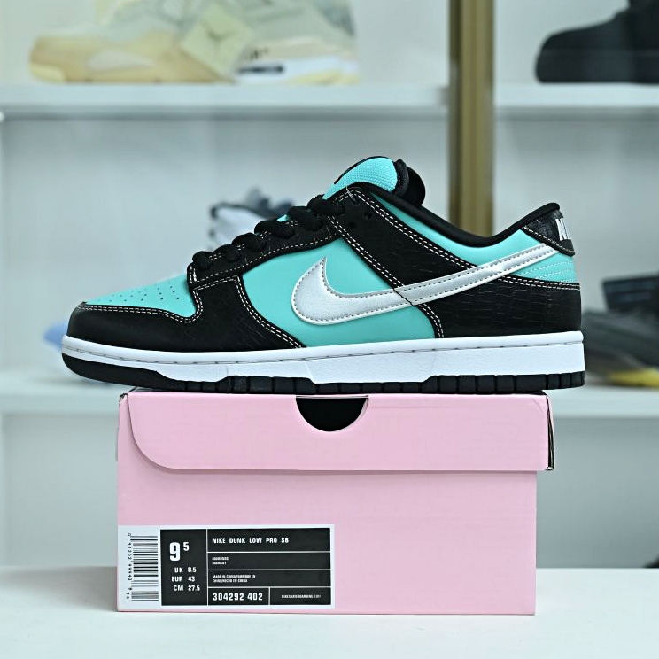 Nike Dunk SB Low Diamond Supply Co.Tiffany