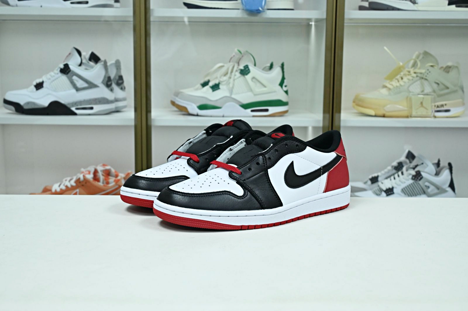 Jordan Air Jordan 1 Low OG "Black Toe"