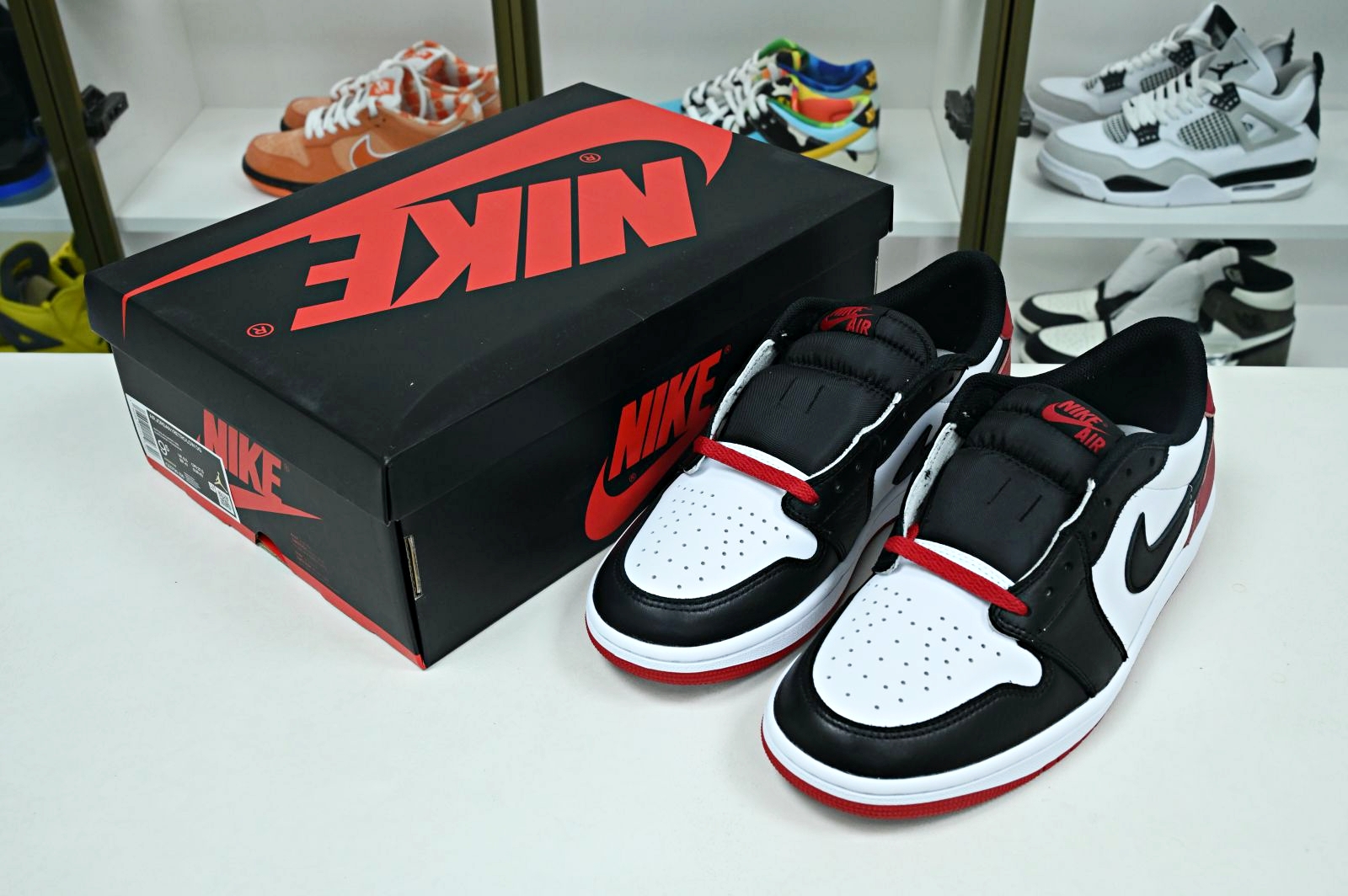 Jordan Air Jordan 1 Low OG "Black Toe"