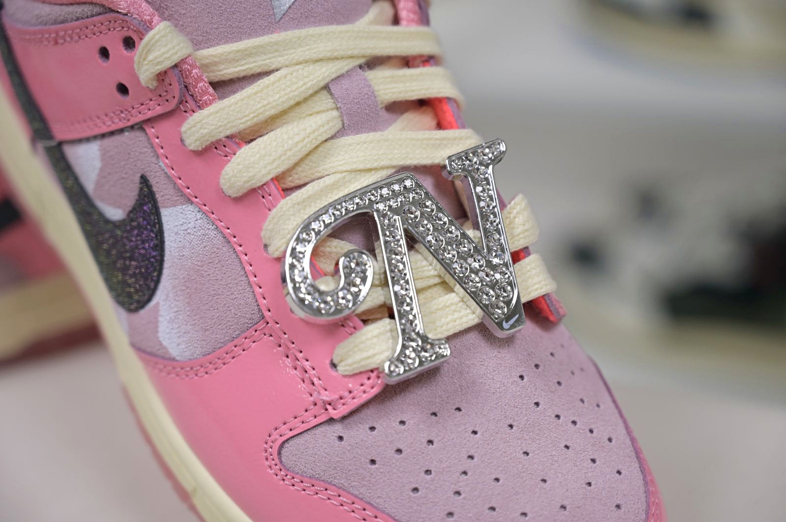 Nike Dunk Low"Hot Punch and PinkFoam" barbie