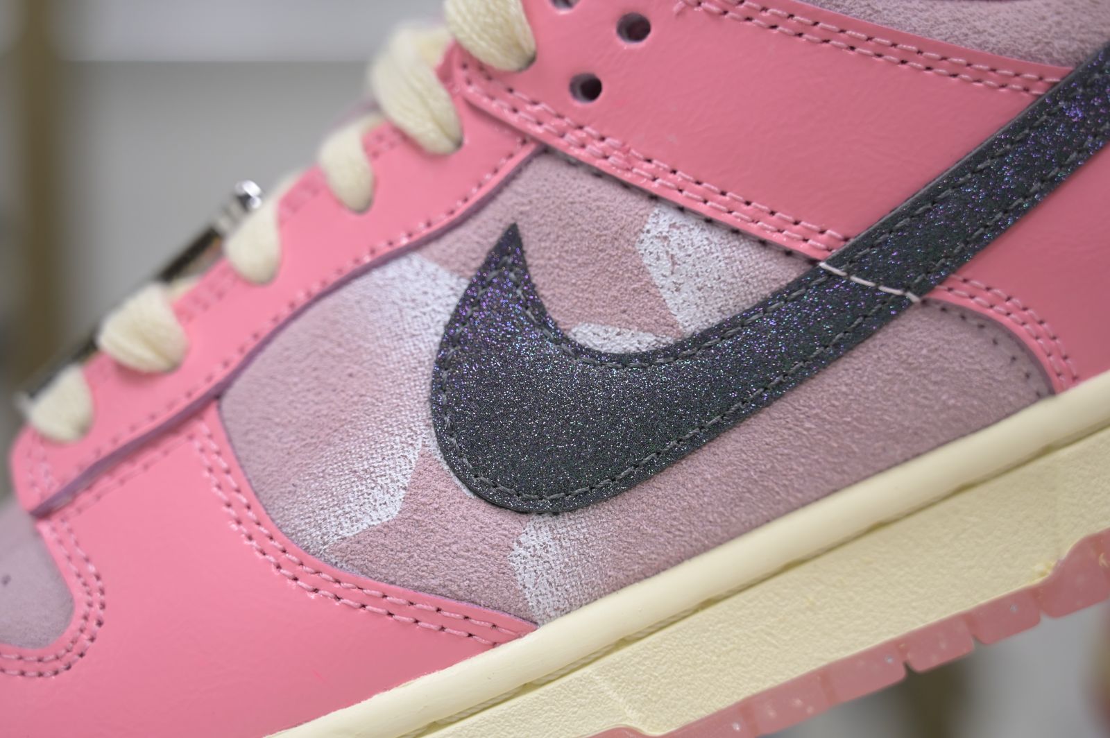 Nike Dunk Low"Hot Punch and PinkFoam" barbie