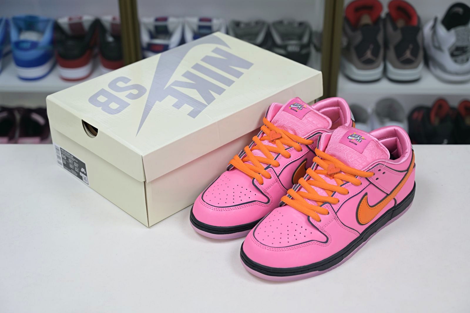 The Powerpuff Girls x Nike Dunk SB Low