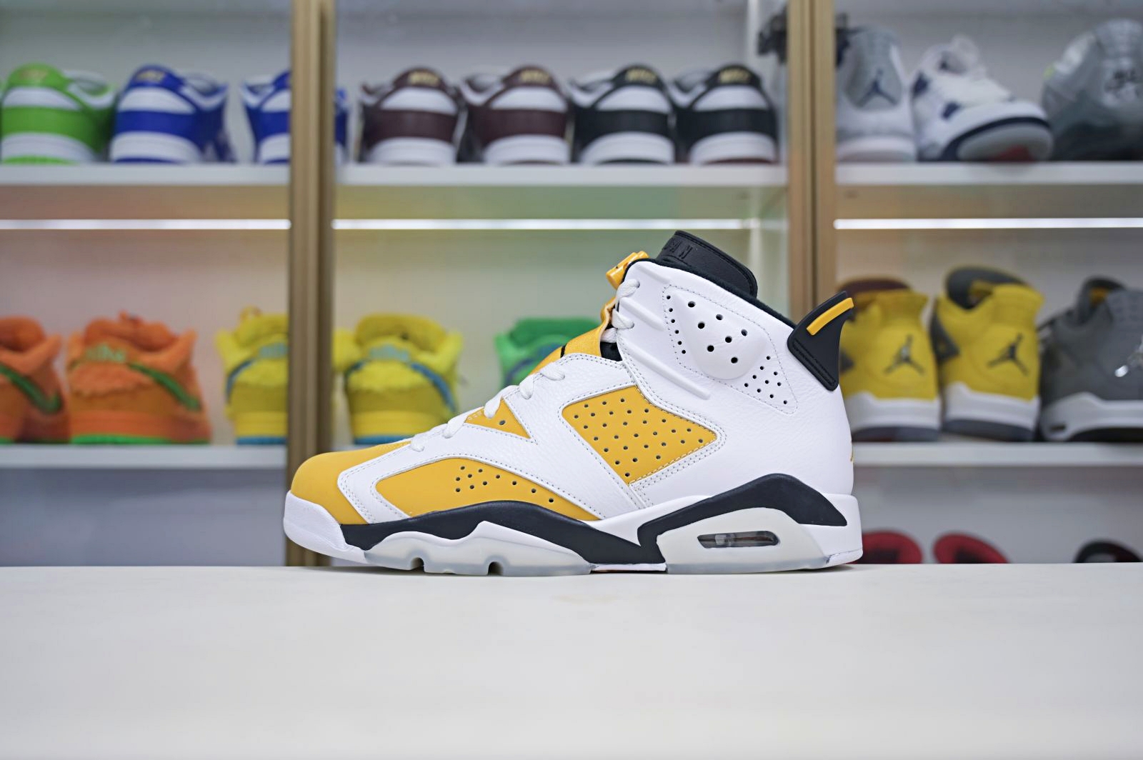 Air Jordan 6 "Yellow Ochre"