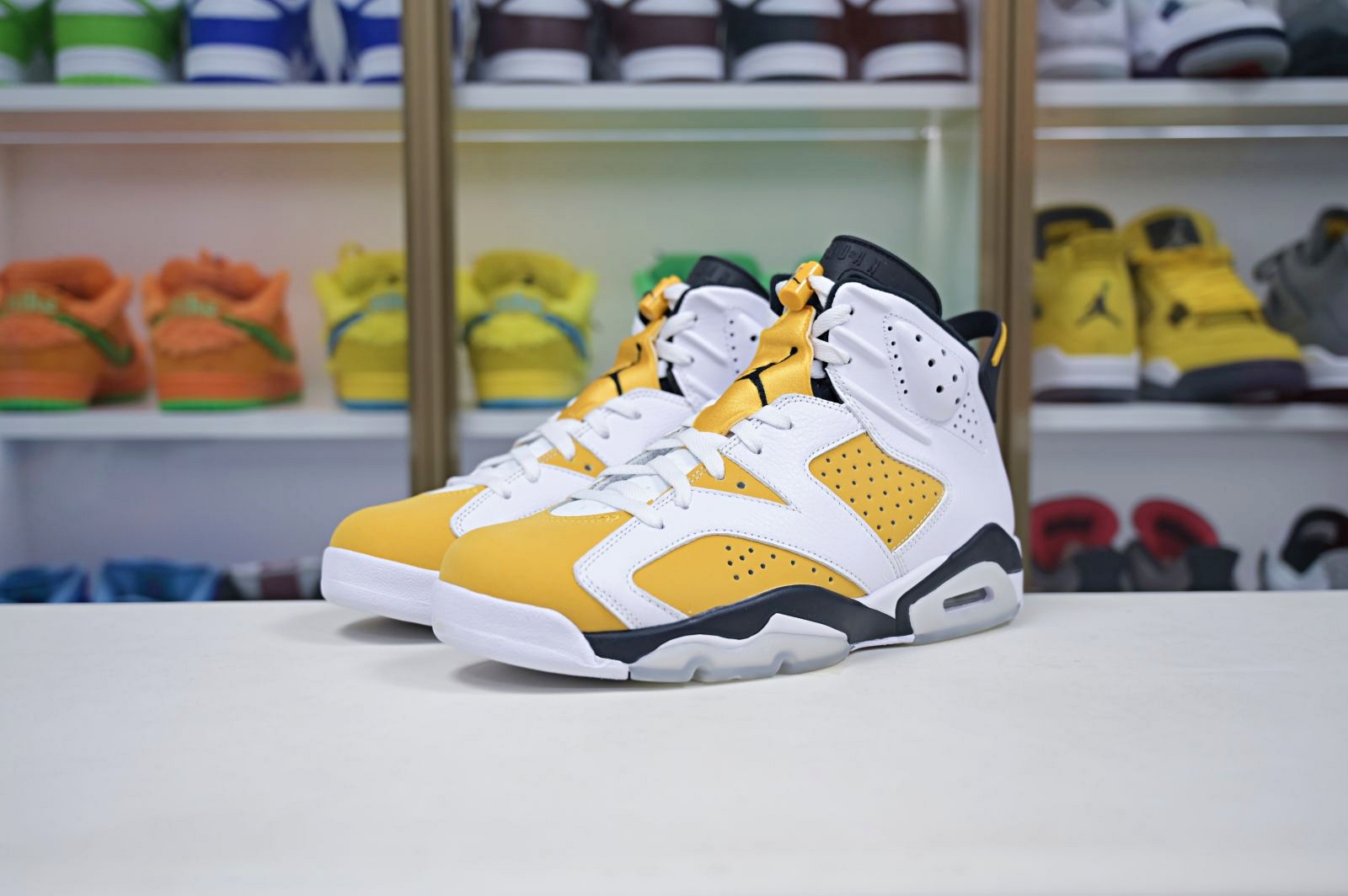 Air Jordan 6 "Yellow Ochre"