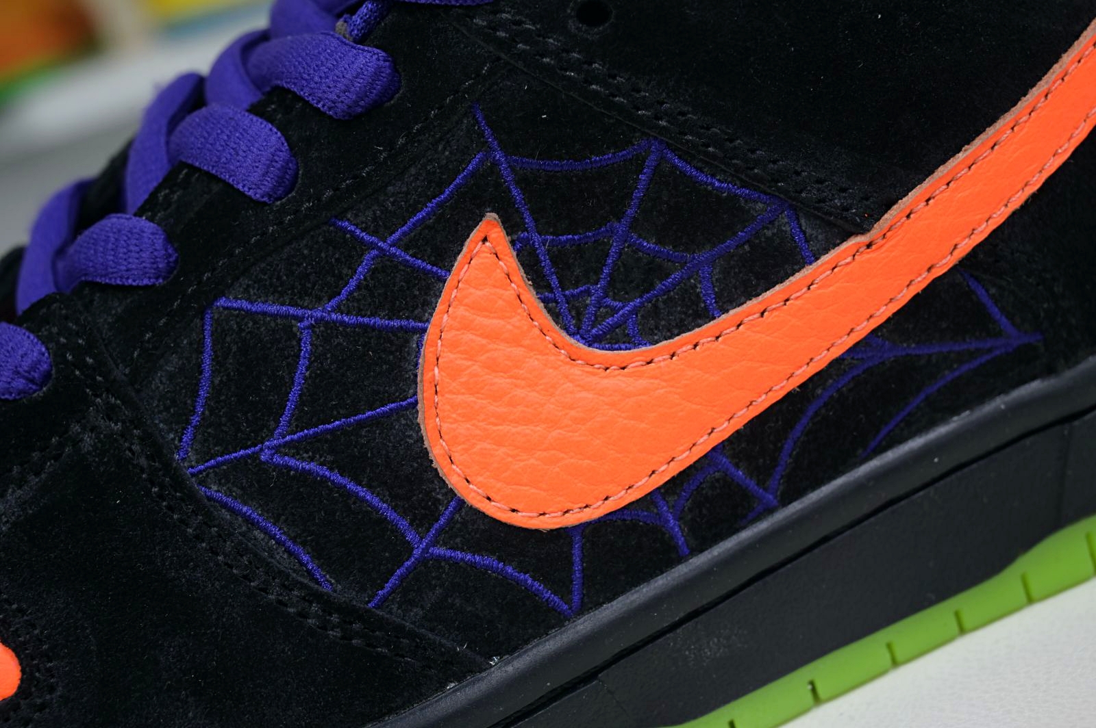 Nike Dunk SB Low SB Pro "Night of Mischief"