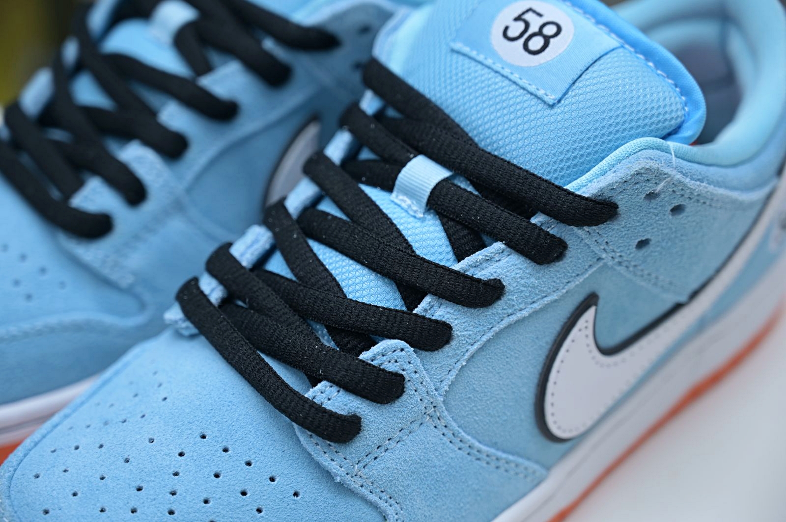 Nike Dunk SB Low Pro "Blue Chill"