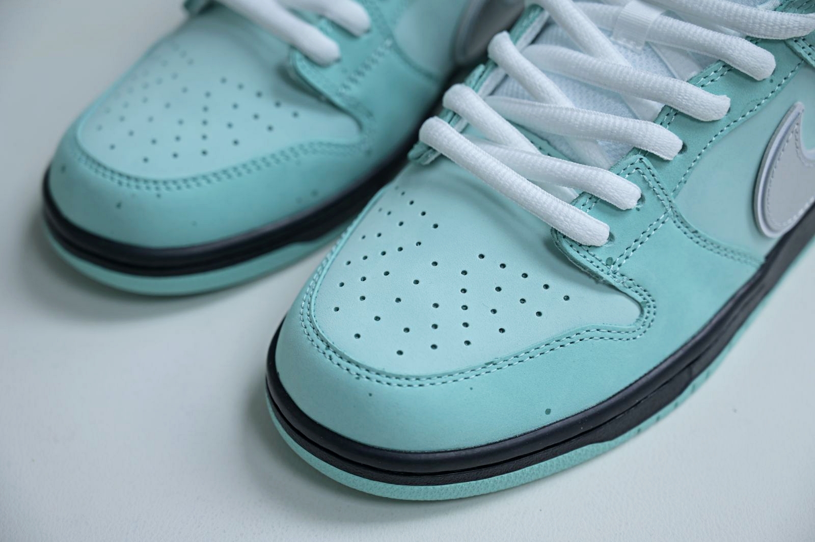 Tiffany Dunk SB