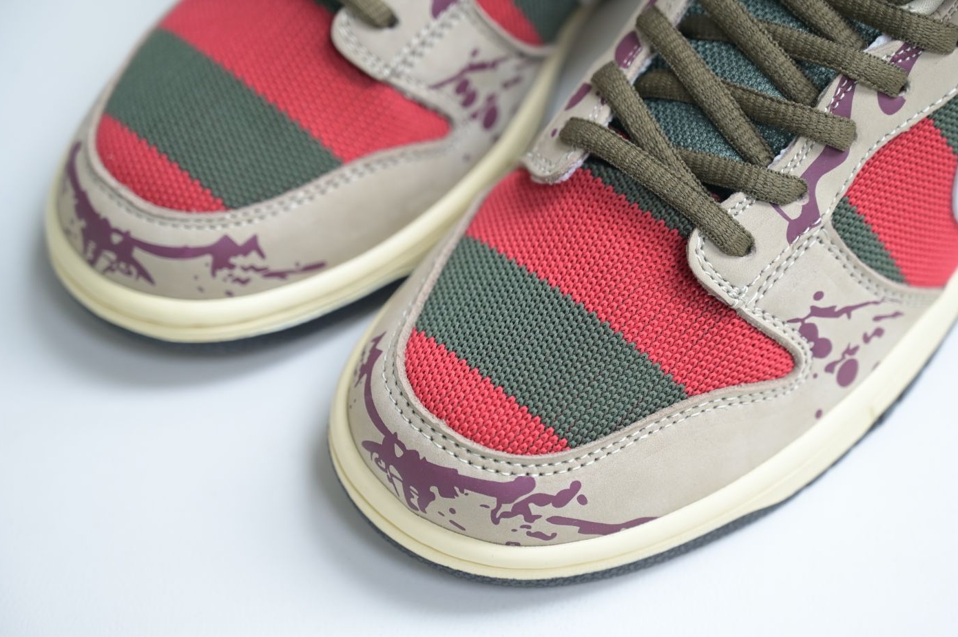 Nike Dunk SB Low Freddy Krueger