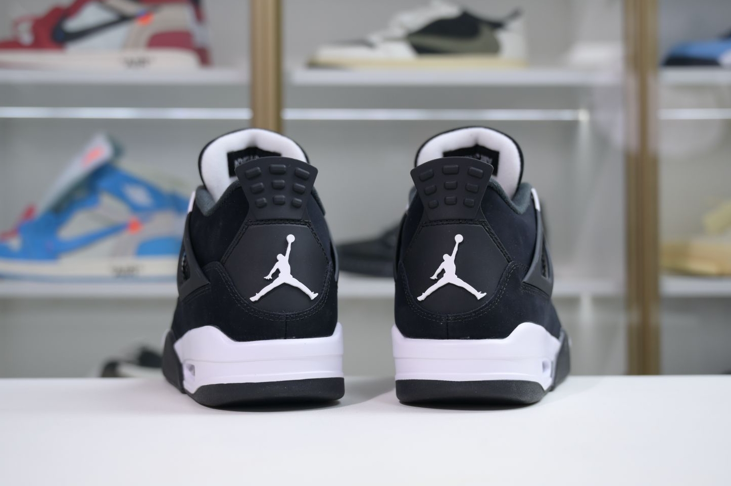 Jordan Air Jordan 4 Retro "White Thunder"