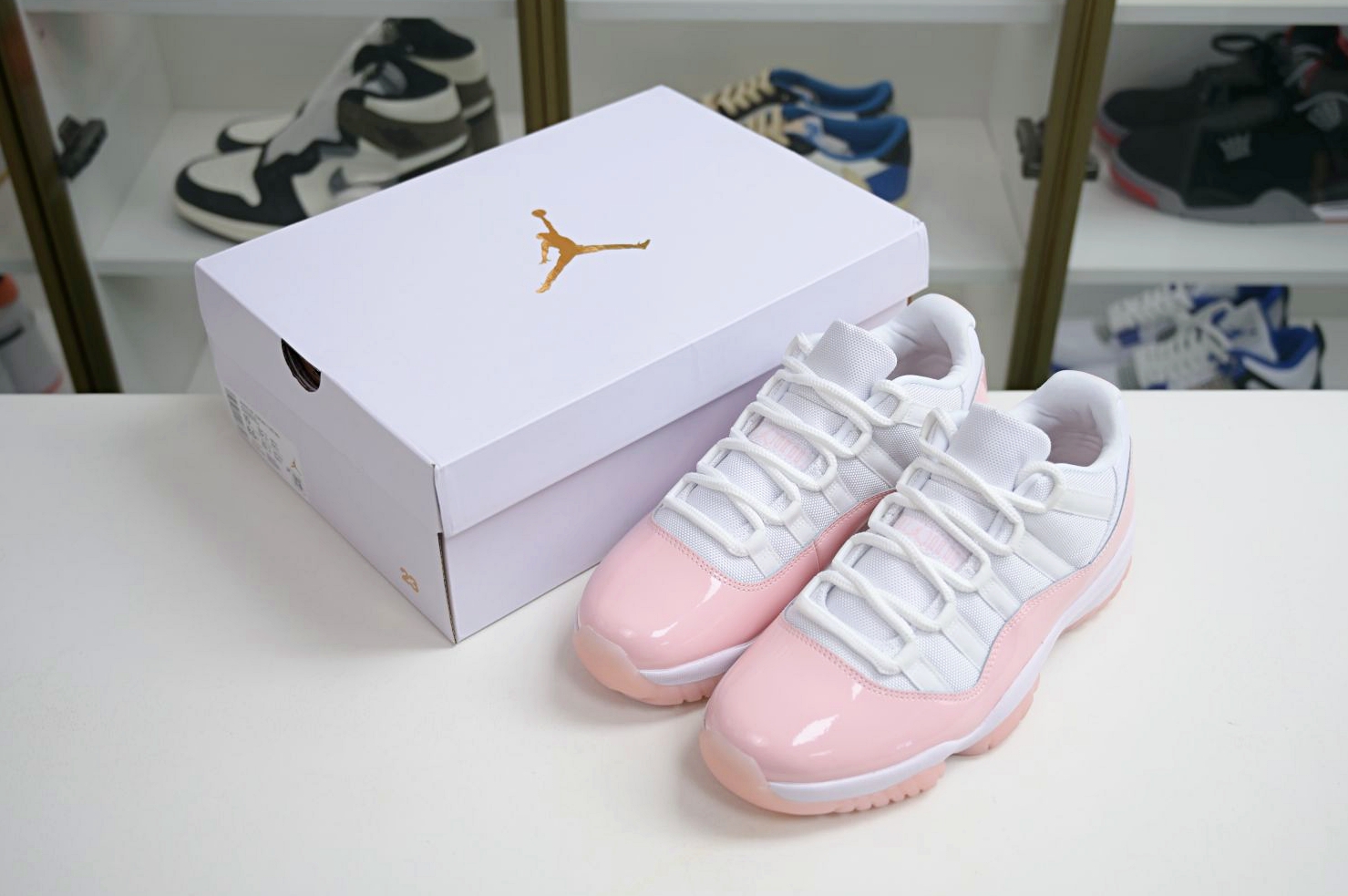 Jordan Air Jordan 11 Low WMNS