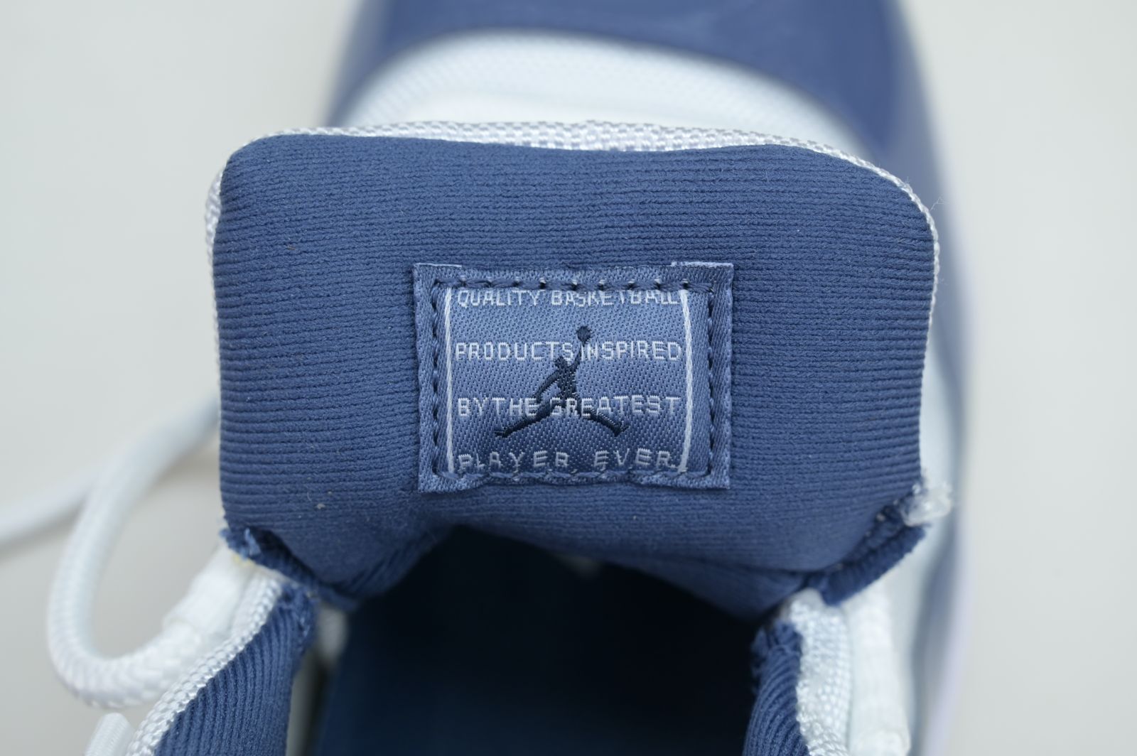 Jordan Air Jordan 11 Low“Diffused Blue”