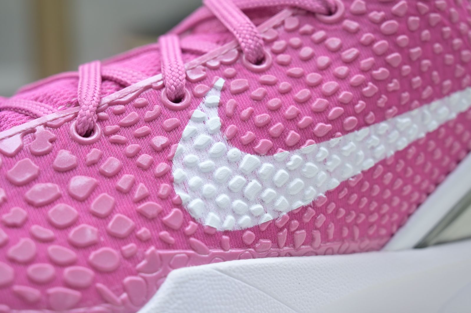 Nike Zoom Kobe 6 Kay Yow Think Pink