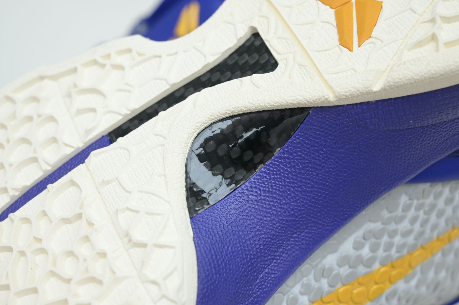 Nike Zoom Kobe 6 Lakers Home