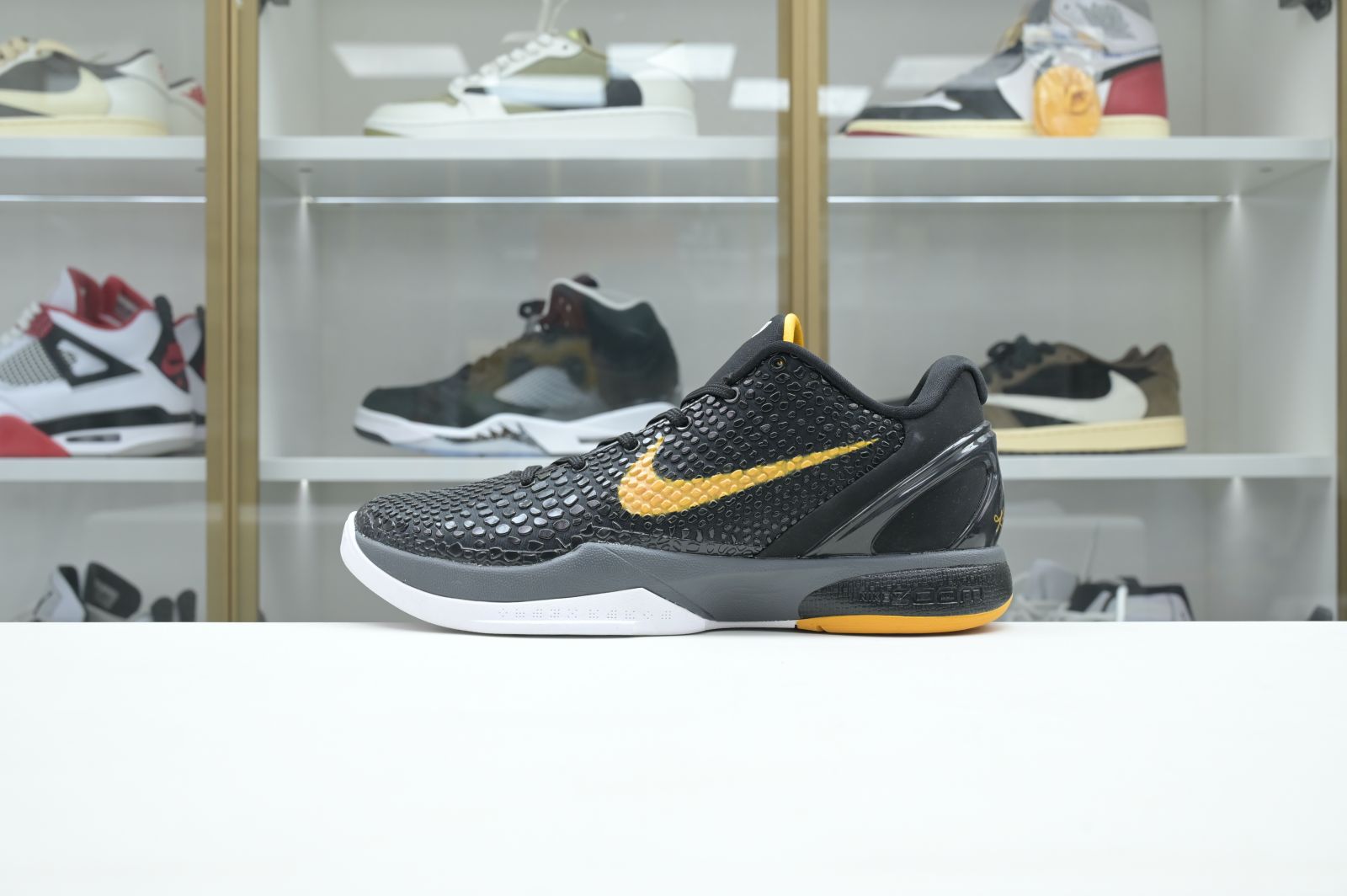 Nike Zoom Kobe 6 Black Del Sol