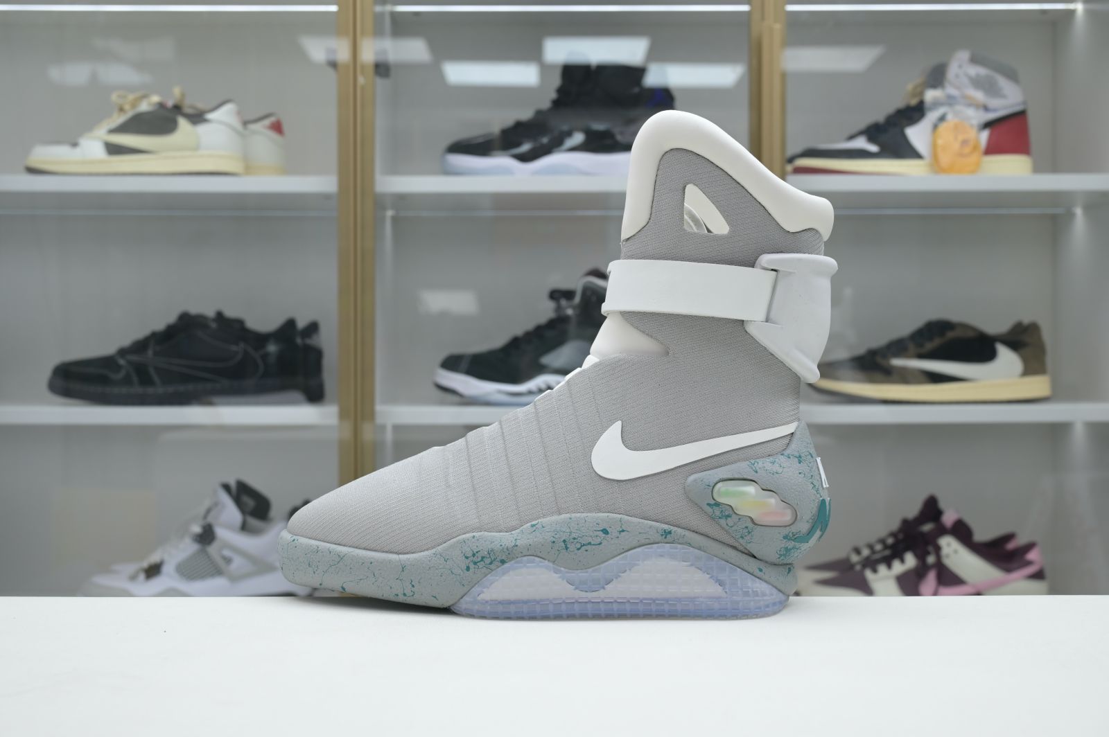 Nike Air MAG back to the future 2016