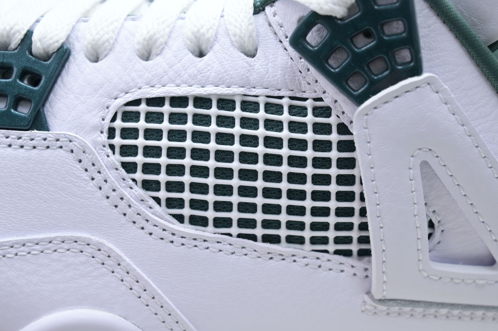 Air Jordan 4 Oxidized Green