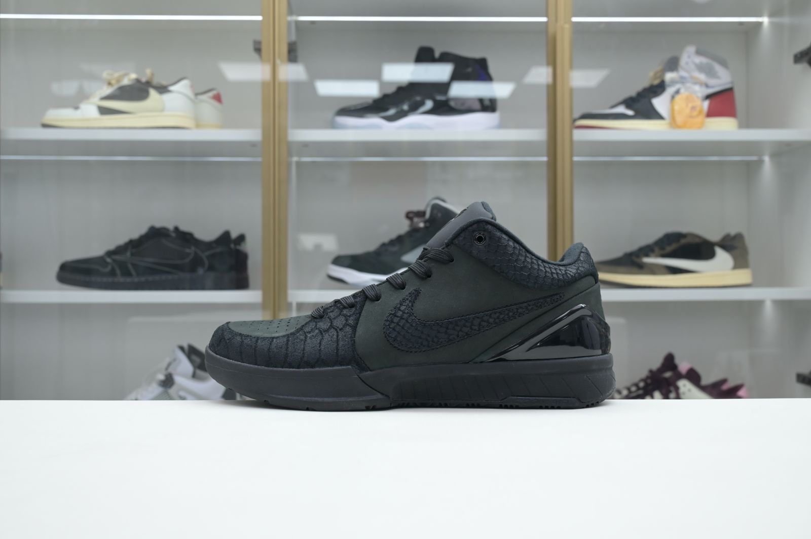 Nike Kobe 4 Protro "Black Mamba"