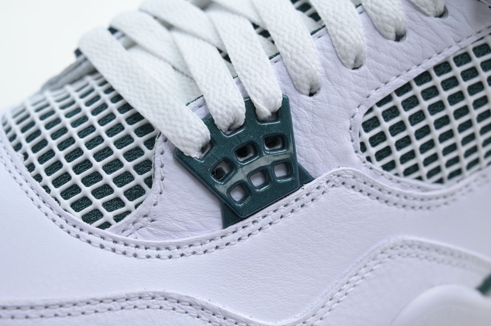 Air Jordan 4 Oxidized Green