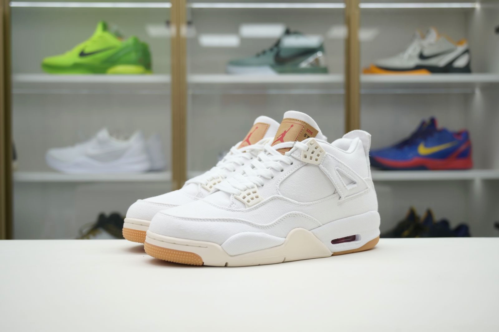 Jordan Air Jordan 4 levis white (levis tag)