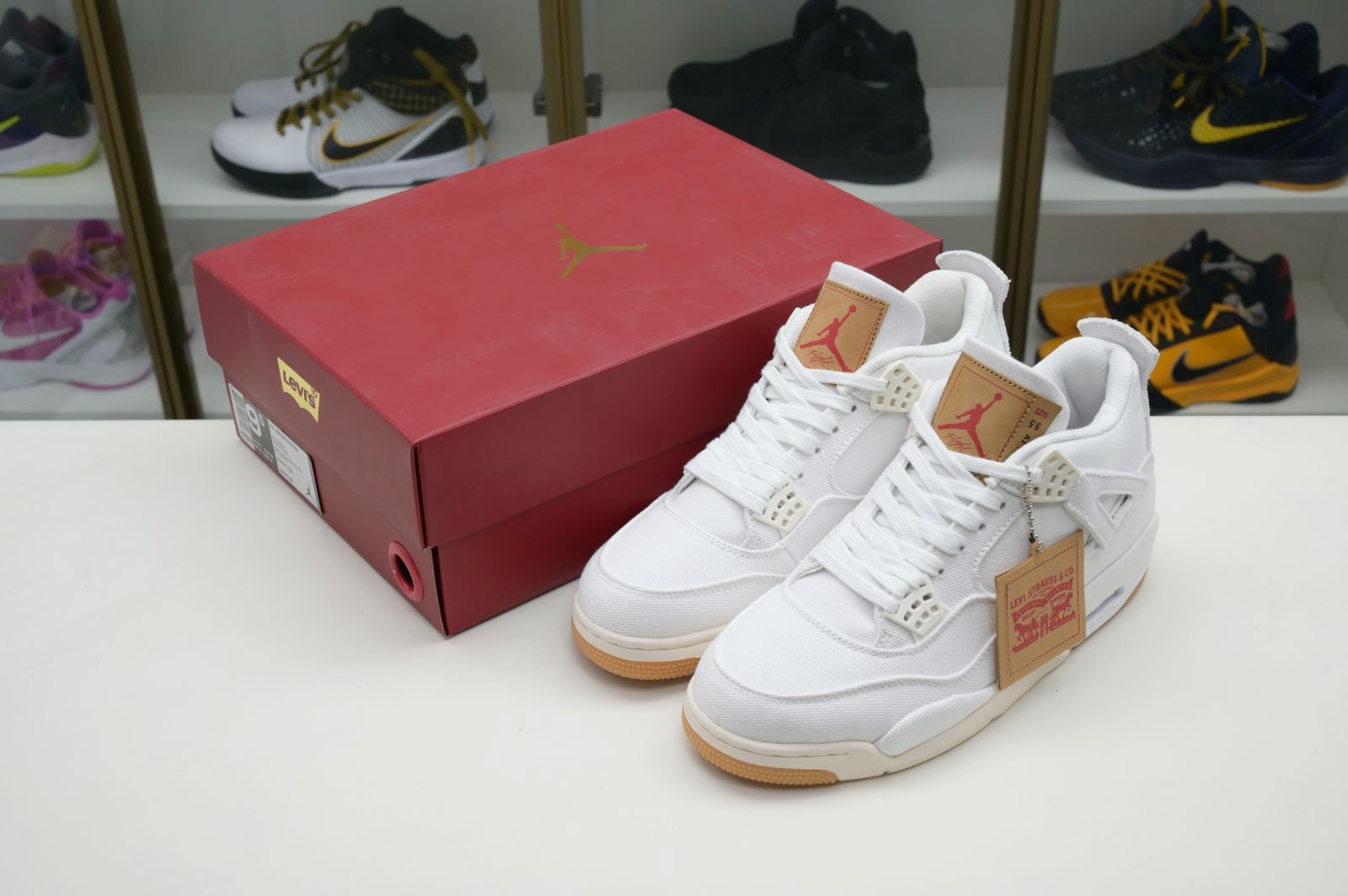 Jordan Air Jordan 4 levis white (levis tag)