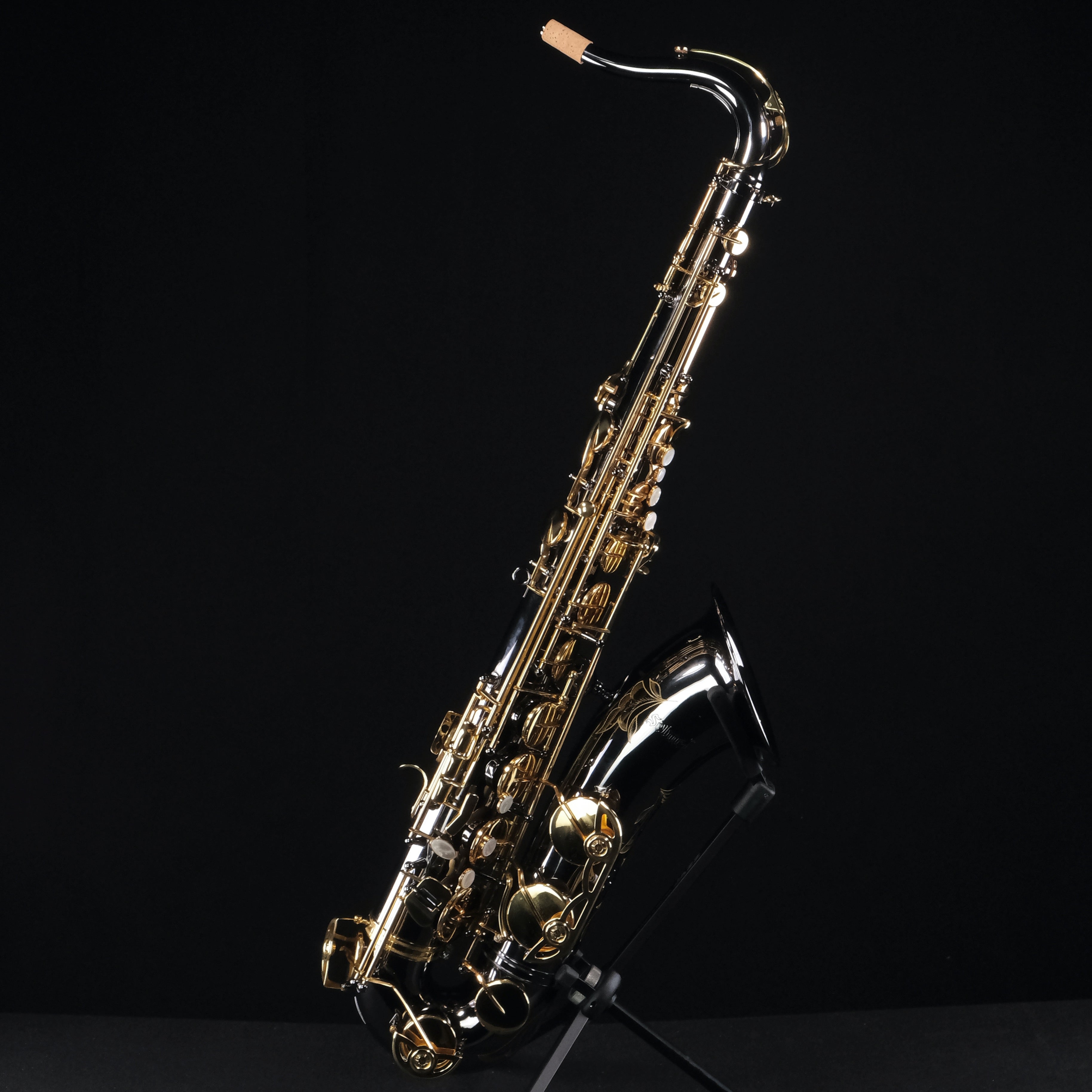 Selmer STS411B Intermediate Tenor Saxophone (Black Nickel)