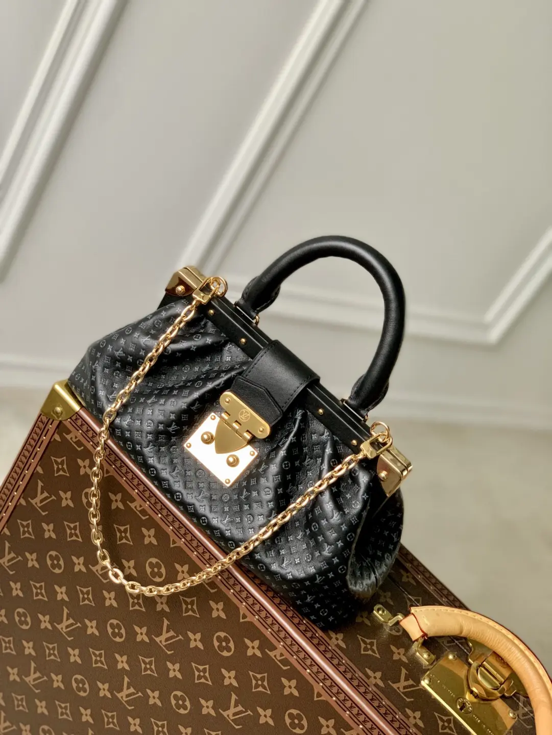 Louis VUITTON. Bag in monogram canvas and gold leather. …