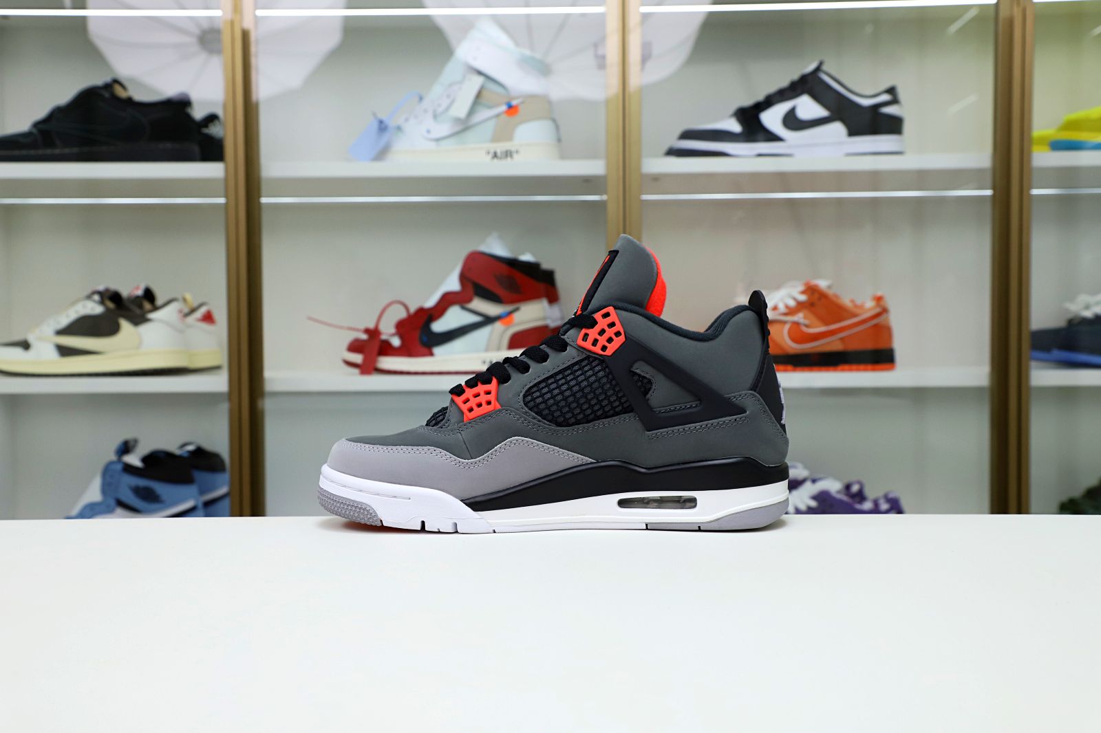 AIR JORDAN 4 INFRARED