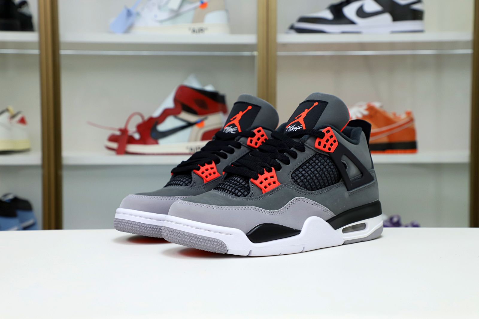 AIR JORDAN 4 INFRARED