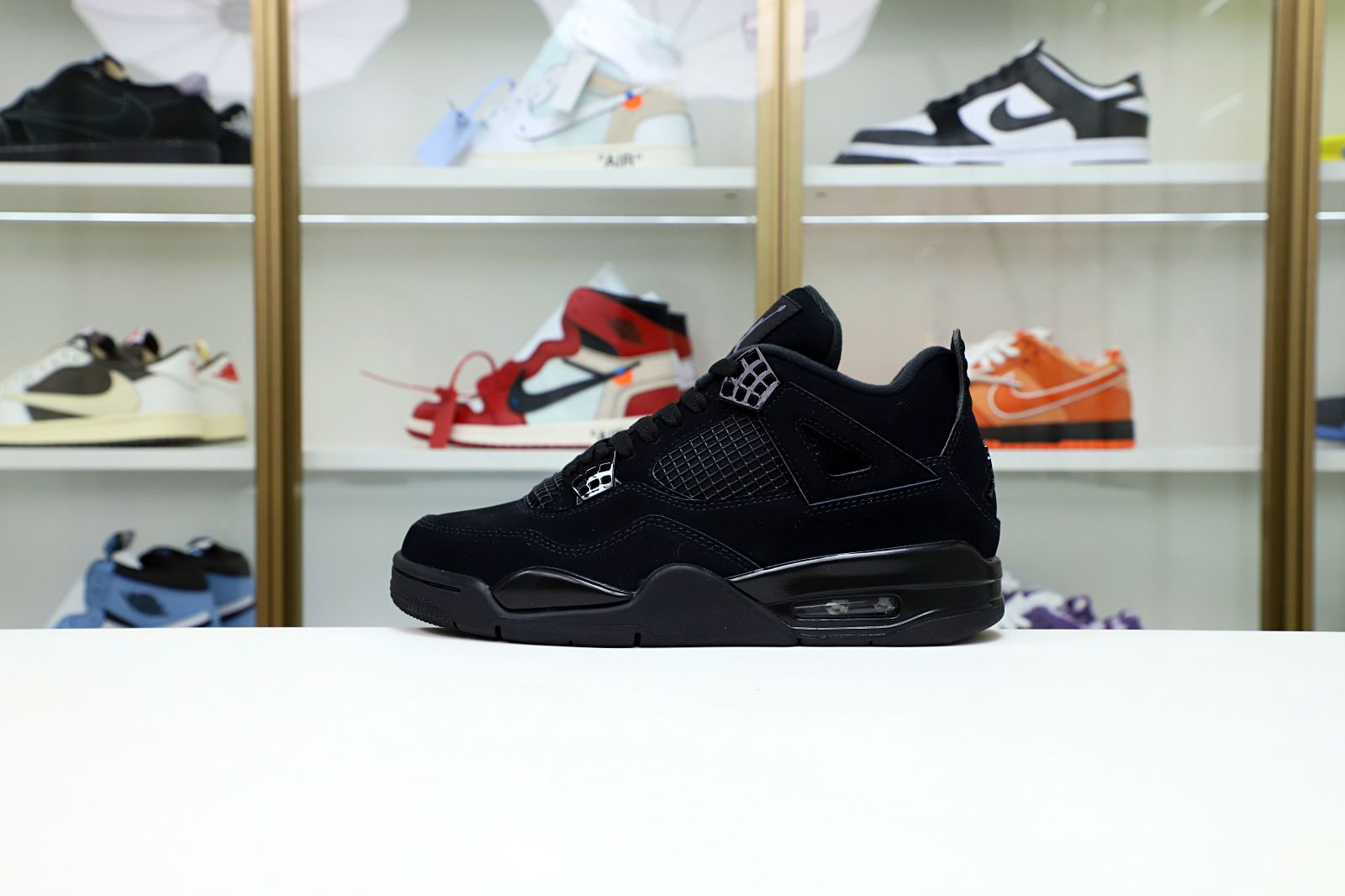 AIR JORDAN 4 RETRO 