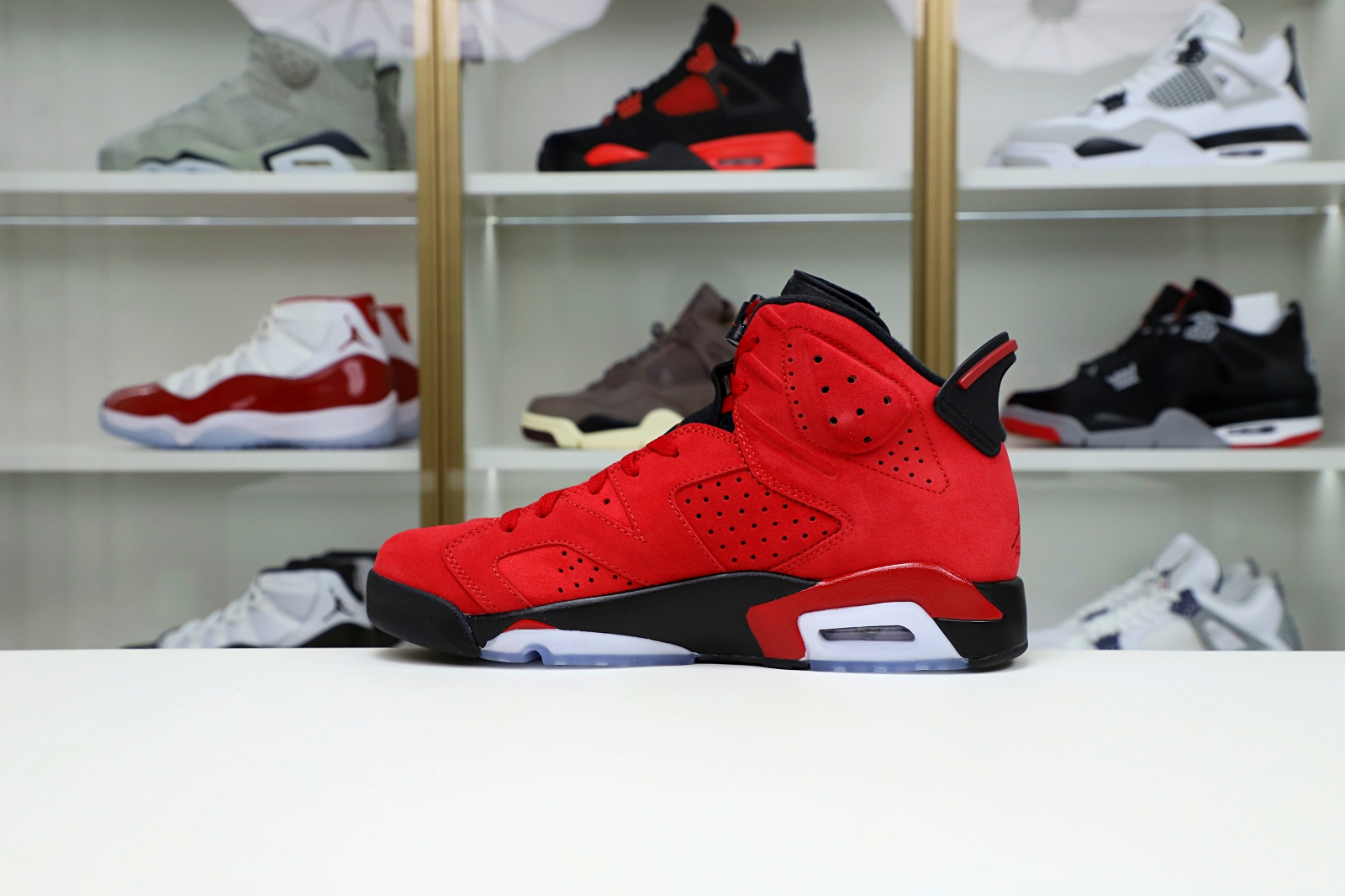 Air Jordan 6 Retro "Toro"