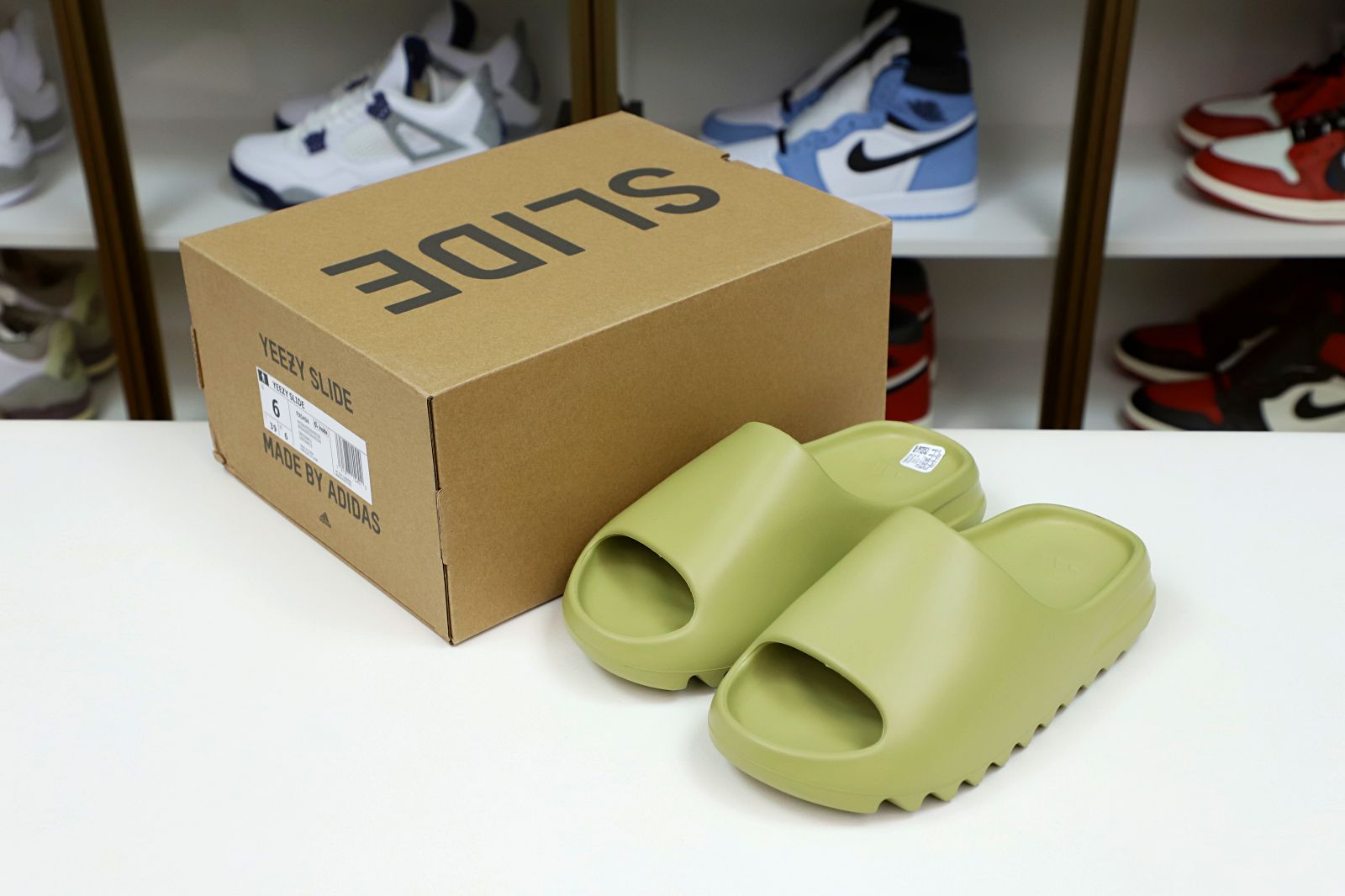 Yeezy Slide "resin" FX0494