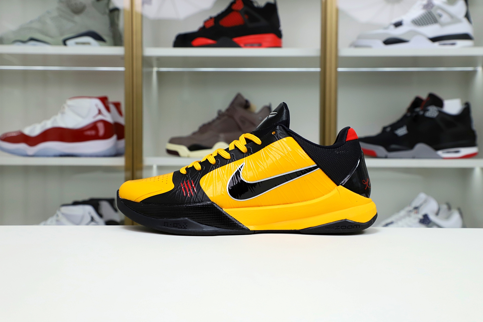 NIKE ZOOM KOBE 5 BRUCE LEE