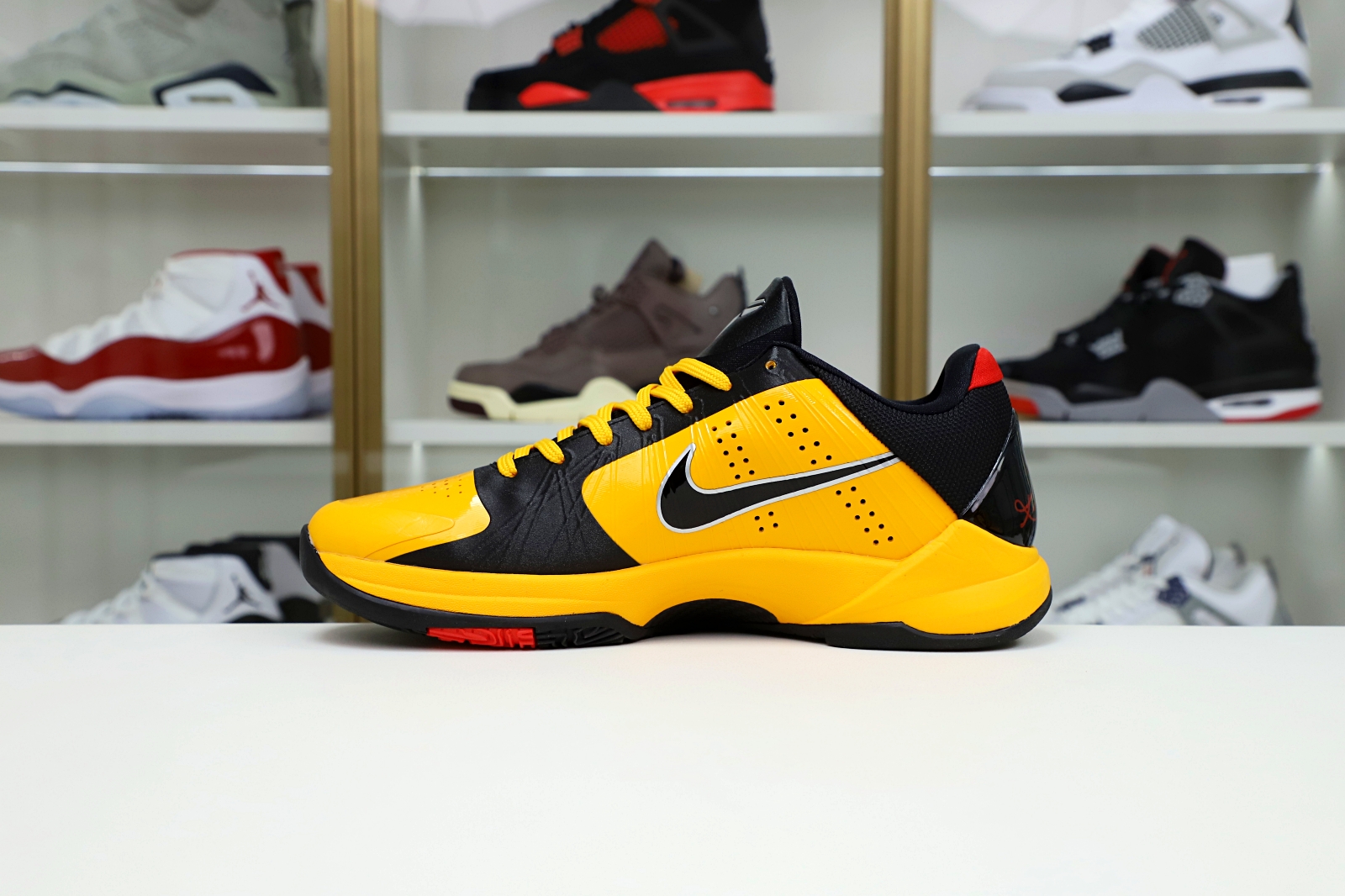 NIKE ZOOM KOBE 5 BRUCE LEE