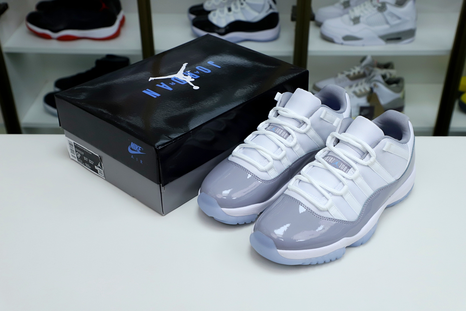 Air Jordan 11 Retro Low "Cement Grey"