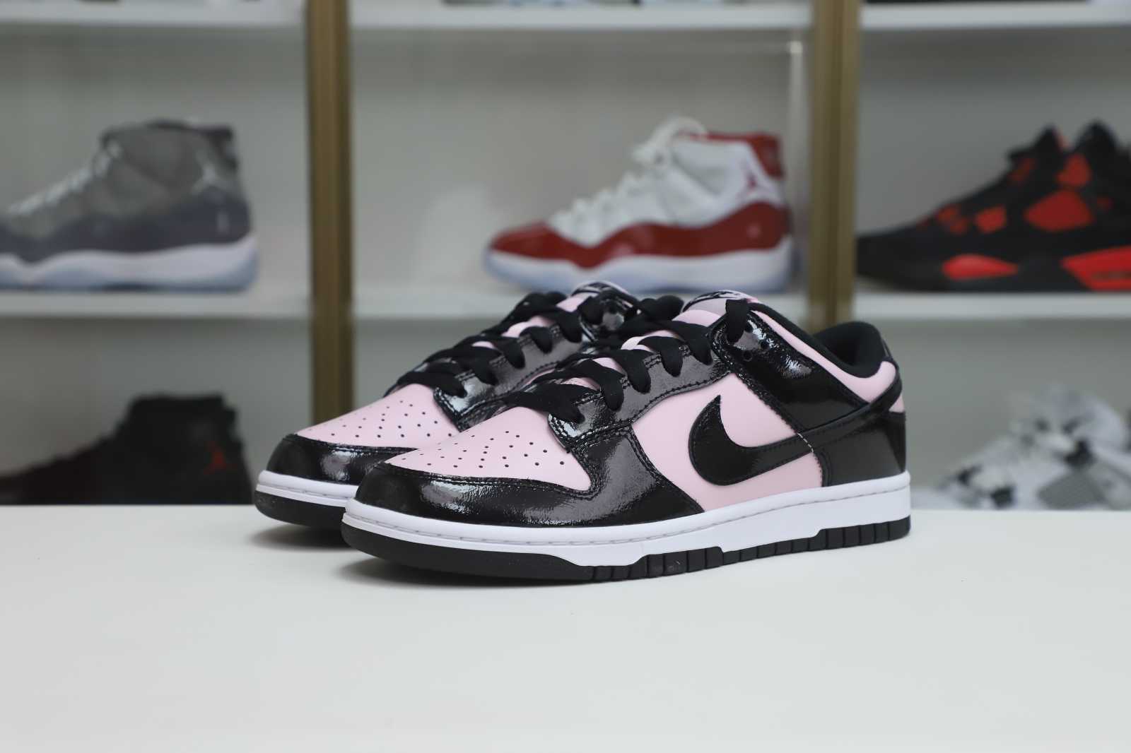 Nike Dunk Low ESS "Pink Black"