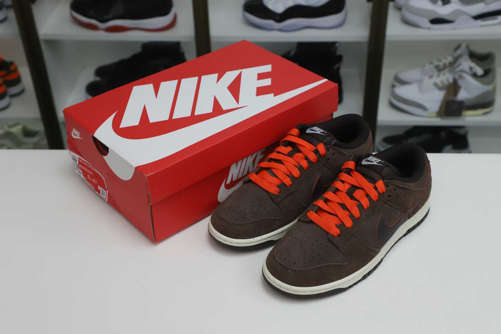 Nike Dunk Low "Baroque Brown"