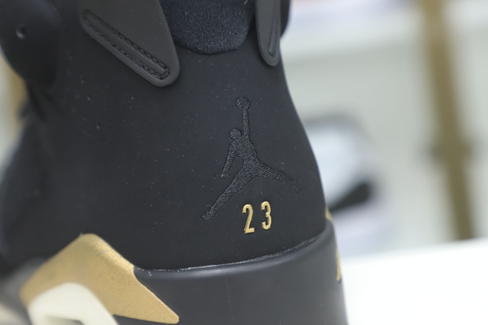 AIR JORDAN 6 RETRO DMP 2020 BLACK/METALLIC GOLD