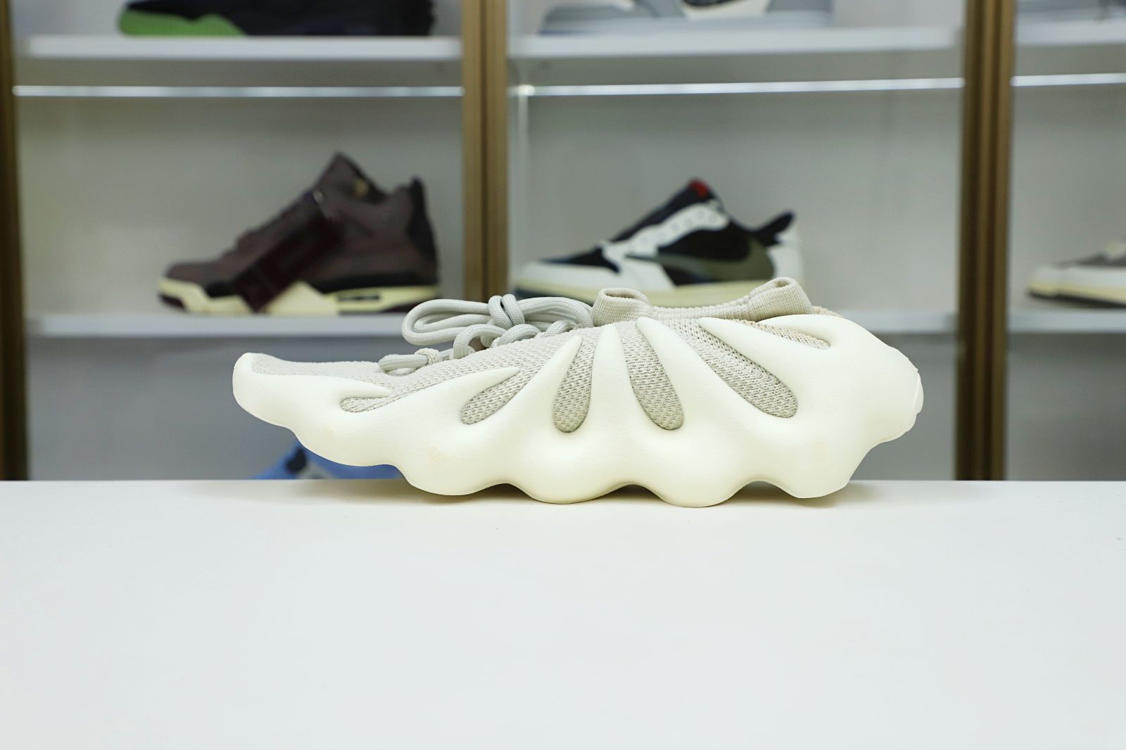 YEEZY 450 CLOUD WHITE H68038