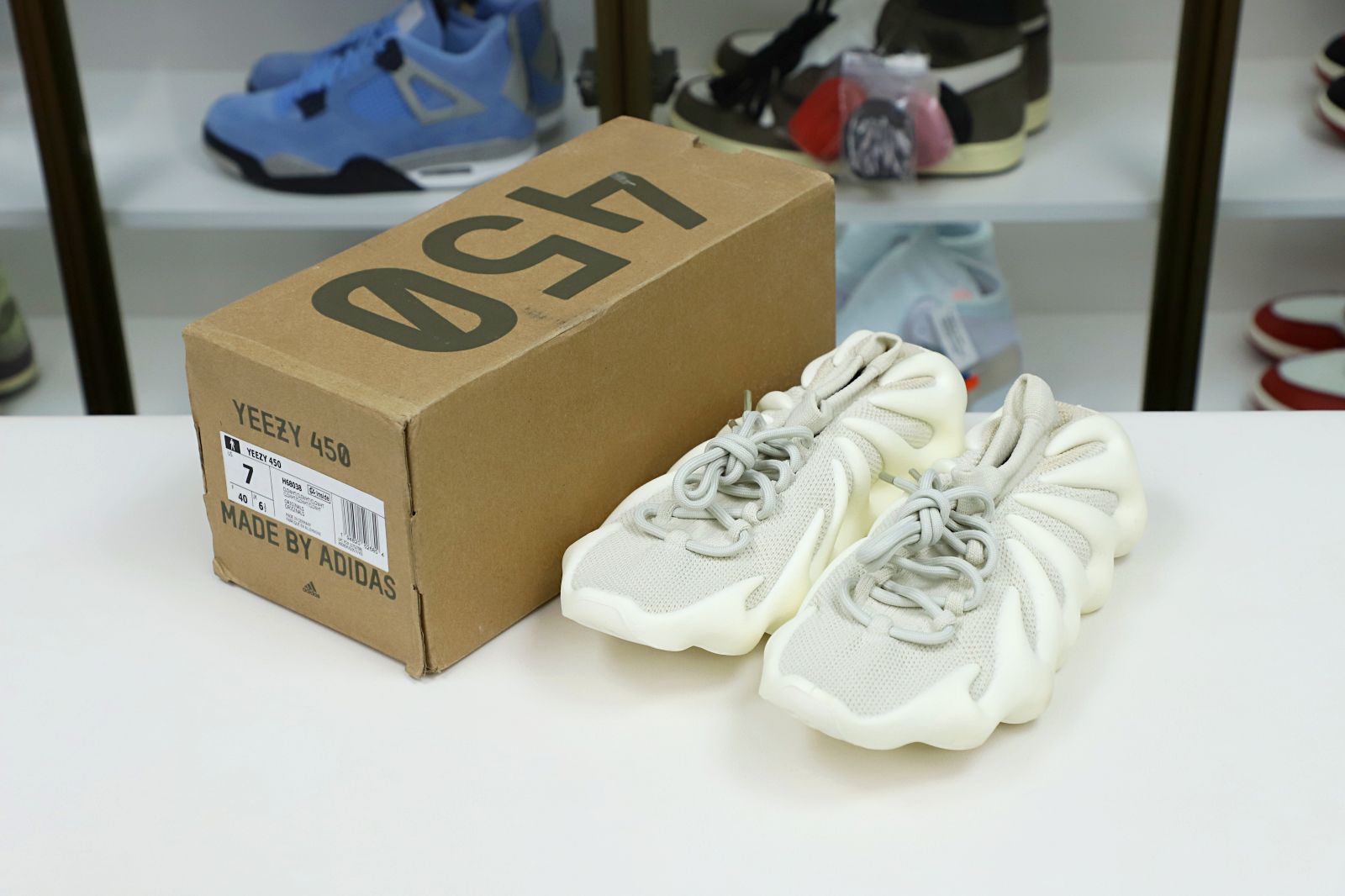 YEEZY 450 CLOUD WHITE H68038