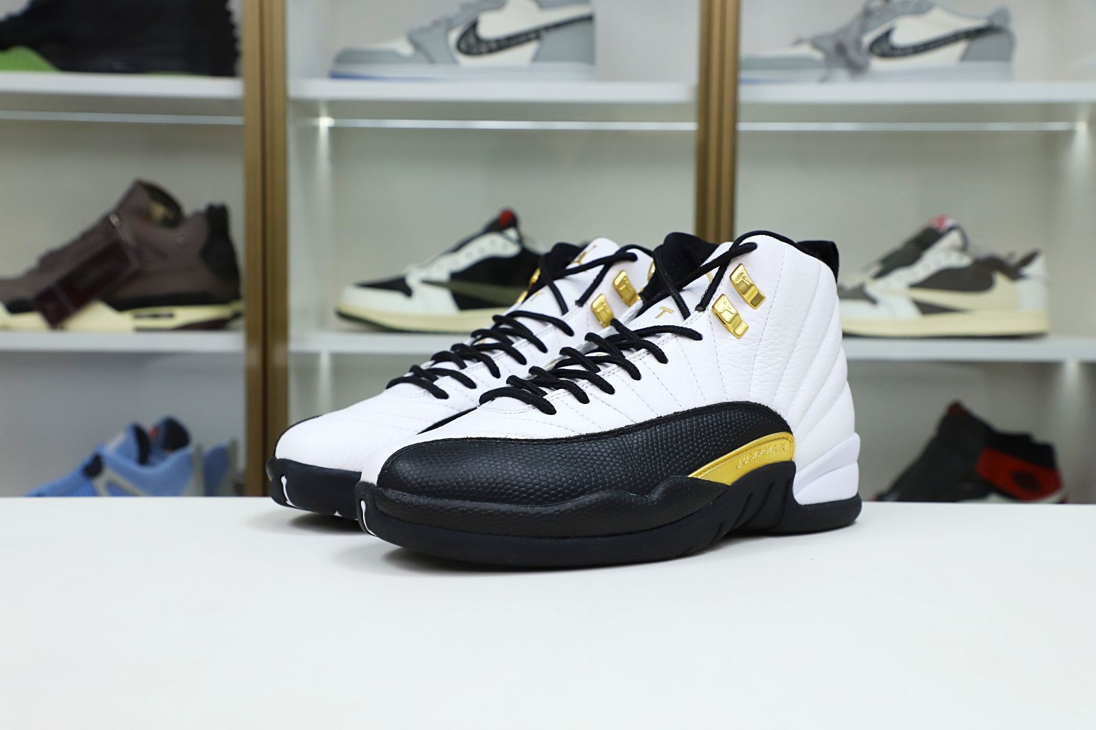 AIR JORDAN 12 RETRO 