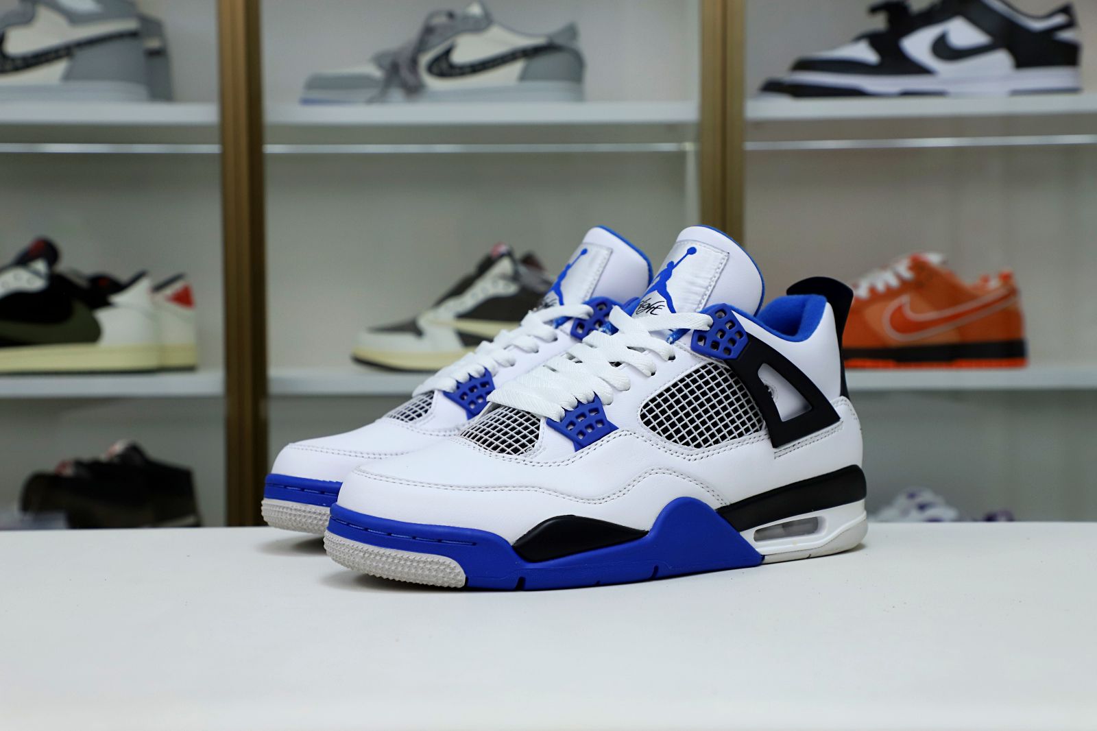 AIR JORDAN 4 RETRO MOTORSPORTS