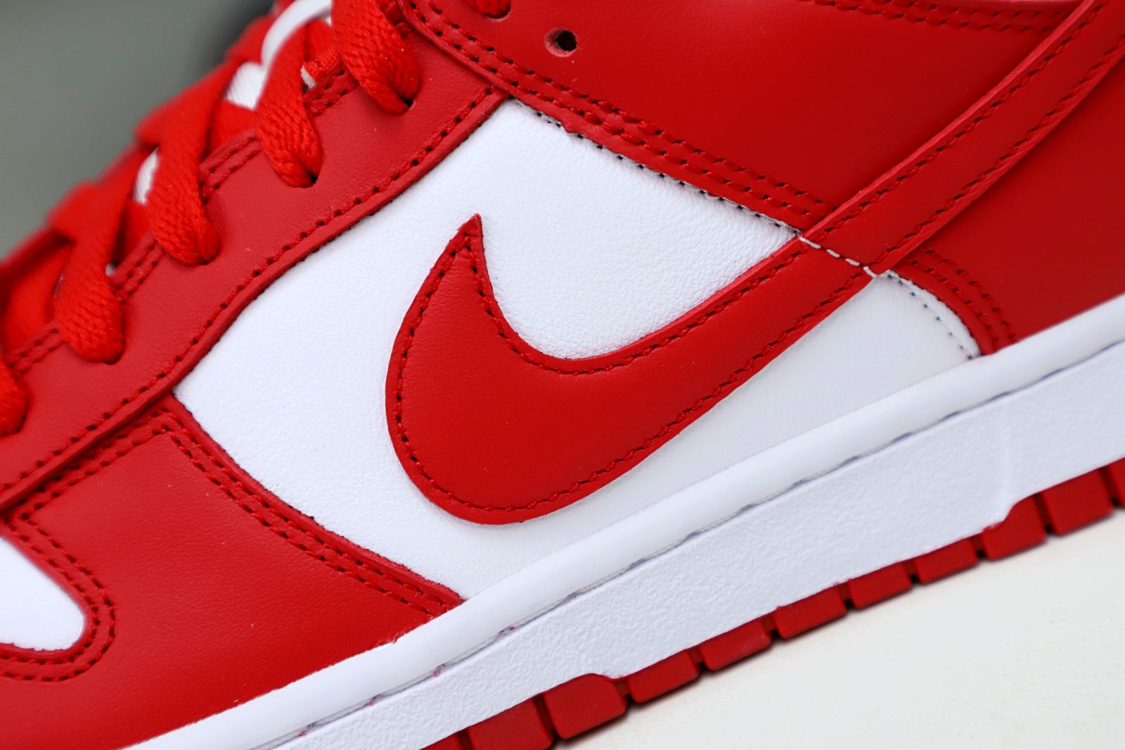 DUNK LOW SP RED