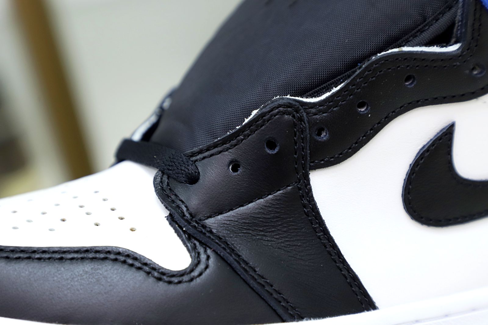 FRAGMENT DESIGN X AIR JORDAN 1 RETRO HIGH